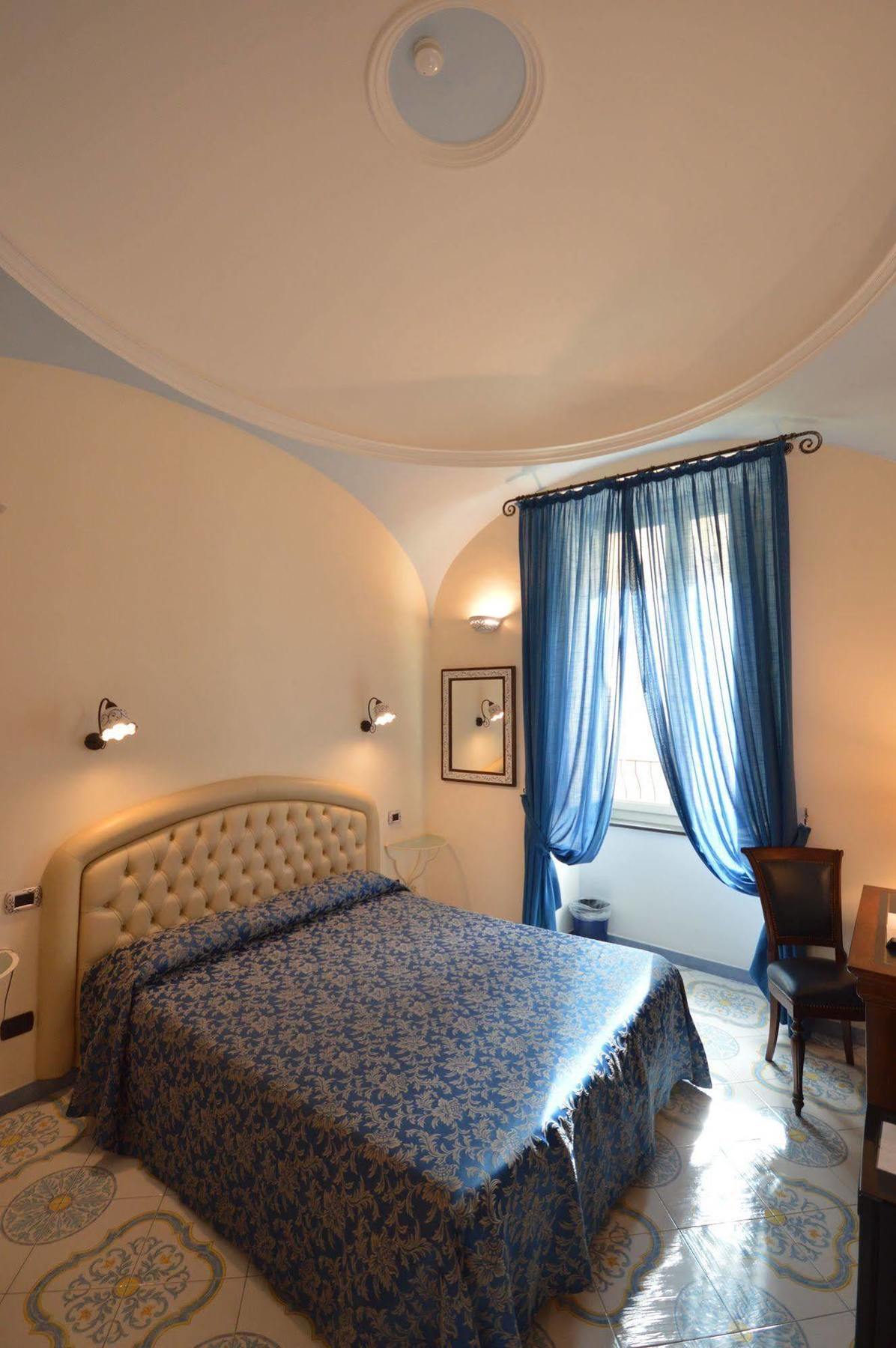 B&B Palazzo Pisani Амальфі Екстер'єр фото