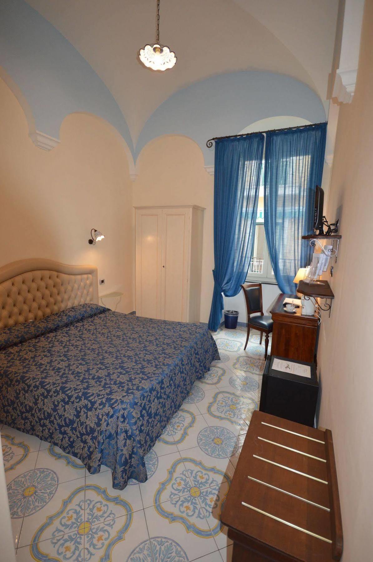 B&B Palazzo Pisani Амальфі Екстер'єр фото